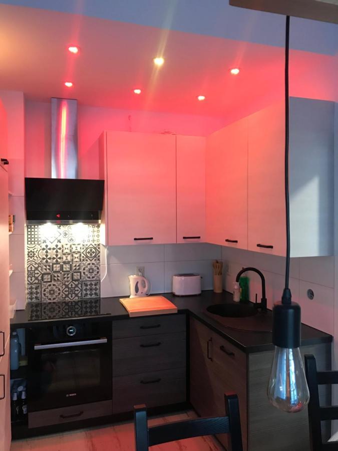 شقة Apartament "Pod Dwiema Sowami" سفينويتشي المظهر الخارجي الصورة